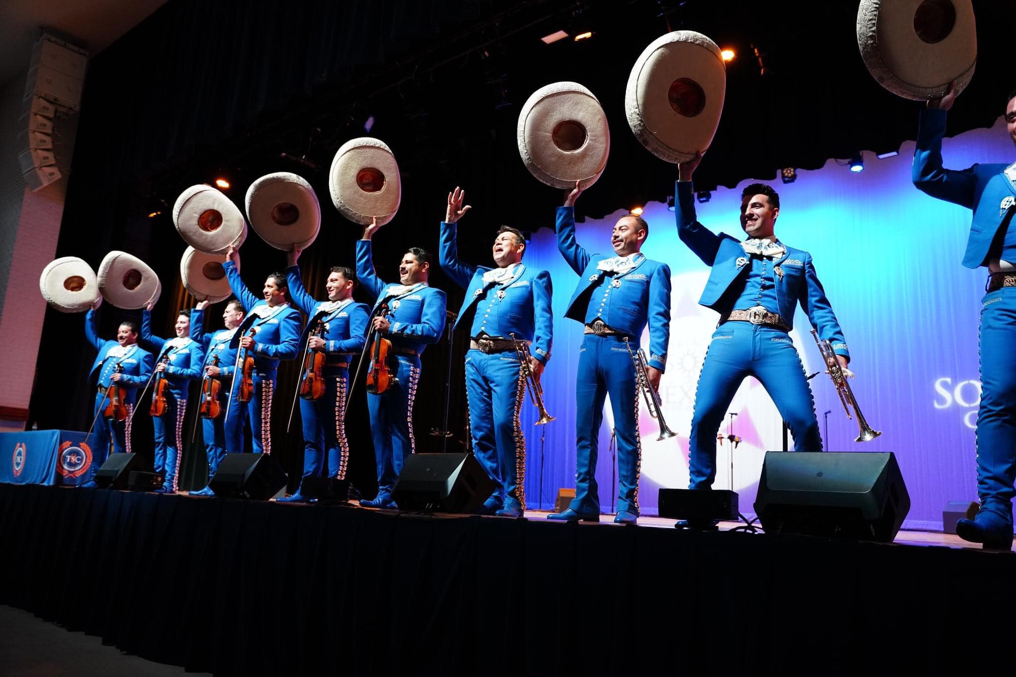 Mariachi Sol De Mexico